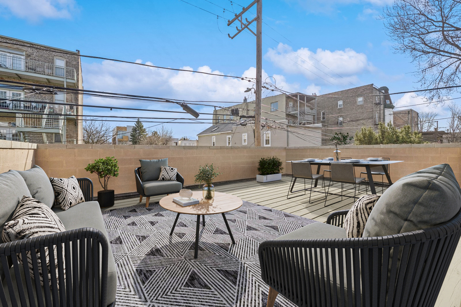 1423 W Huron Street, Unit #1, Chicago, IL 60642