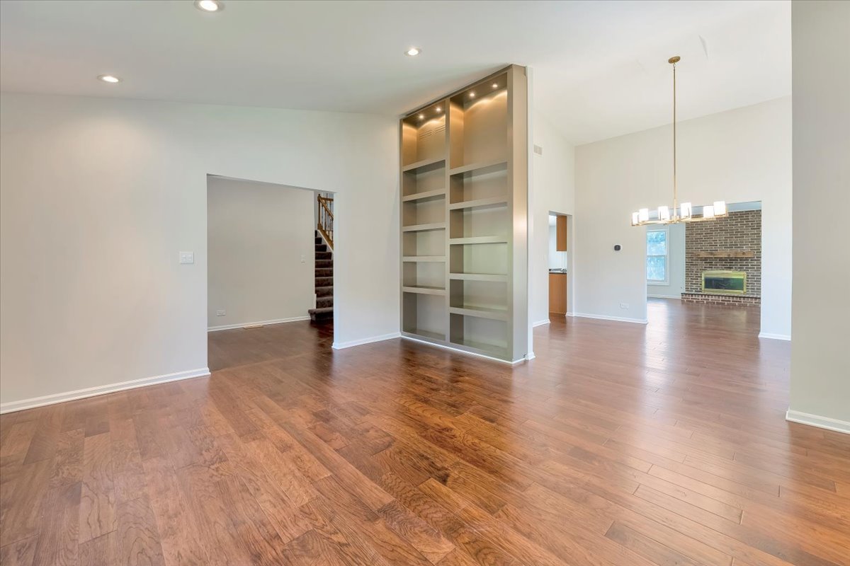 950 Cumberland Lane, Buffalo grove, IL 60089