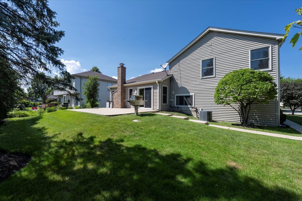 950 Cumberland Lane, Buffalo grove, IL 60089