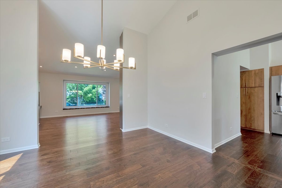 950 Cumberland Lane, Buffalo grove, IL 60089