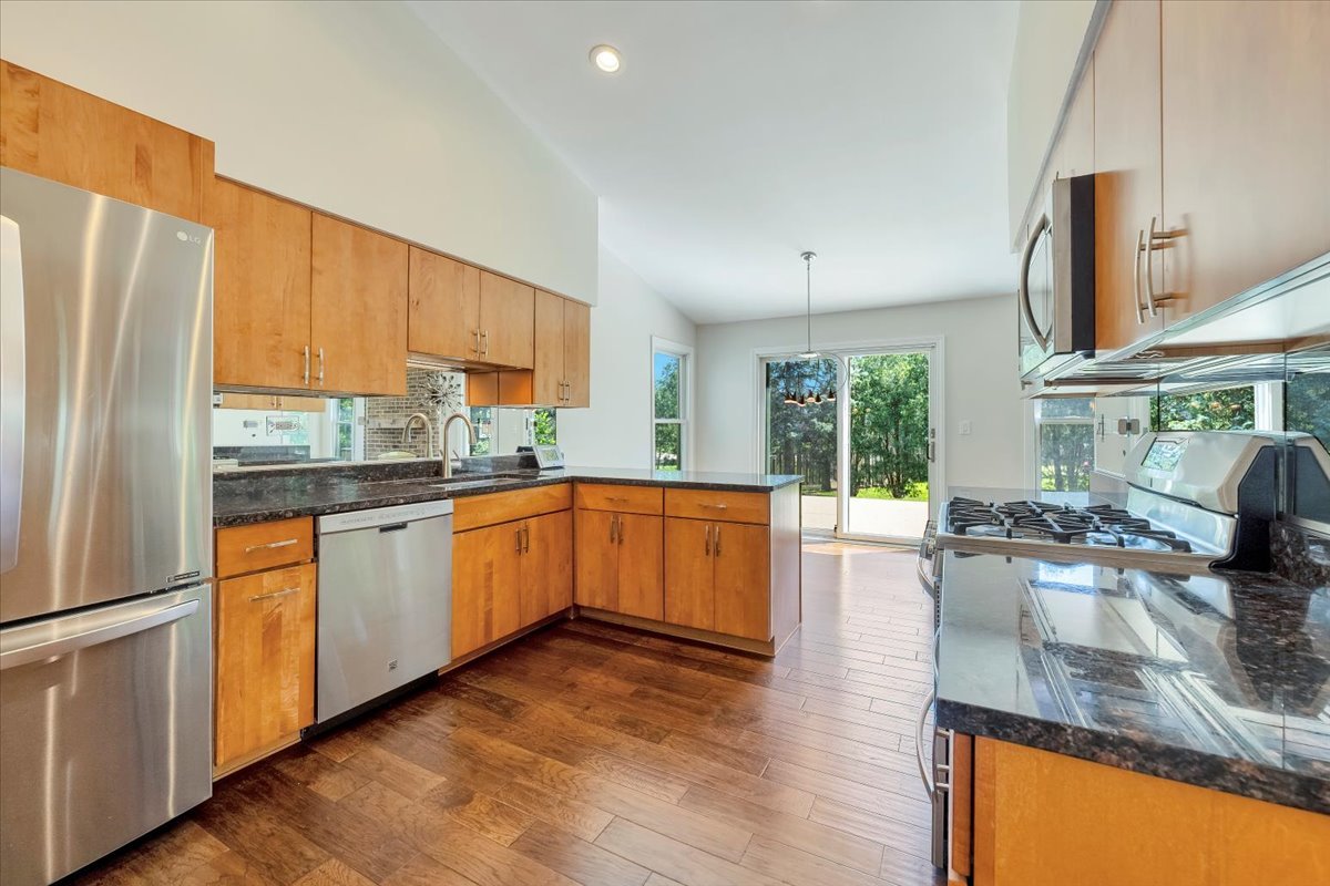 950 Cumberland Lane, Buffalo grove, IL 60089