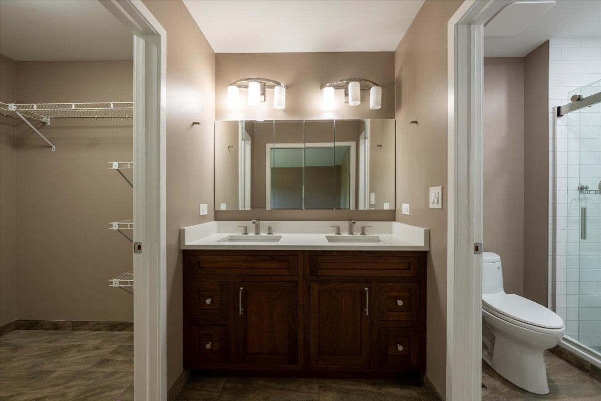 950 Cumberland Lane, Buffalo grove, IL 60089