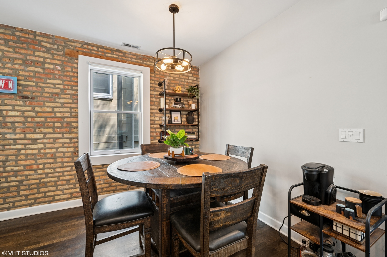 2310 N Leavitt Avenue, Unit #2, Chicago, IL 60647