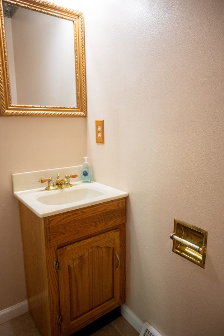 1414 S Shores UNIT 1414, Sullivan, IL, 61951