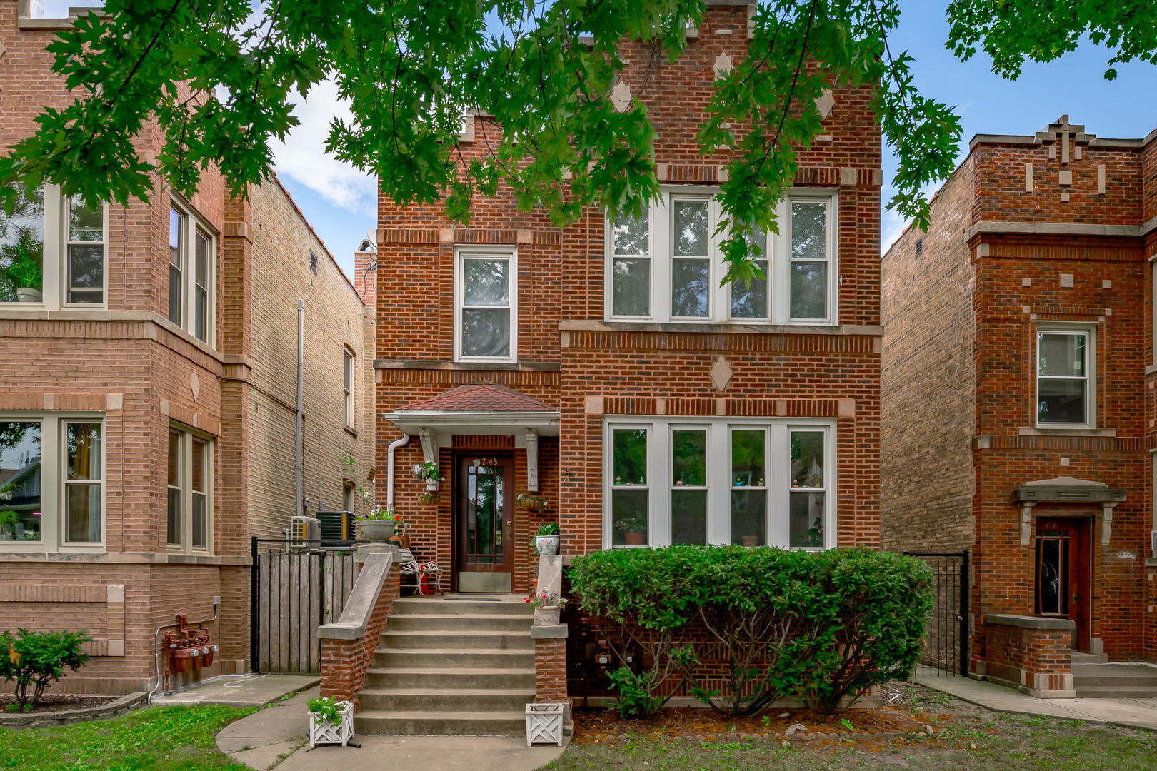 4743 N Karlov Avenue