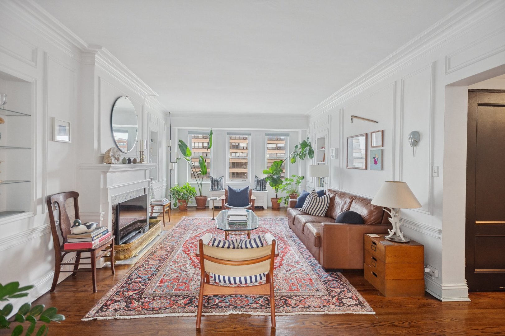 431 W Oakdale Avenue, Unit #14C, Chicago, IL 60657