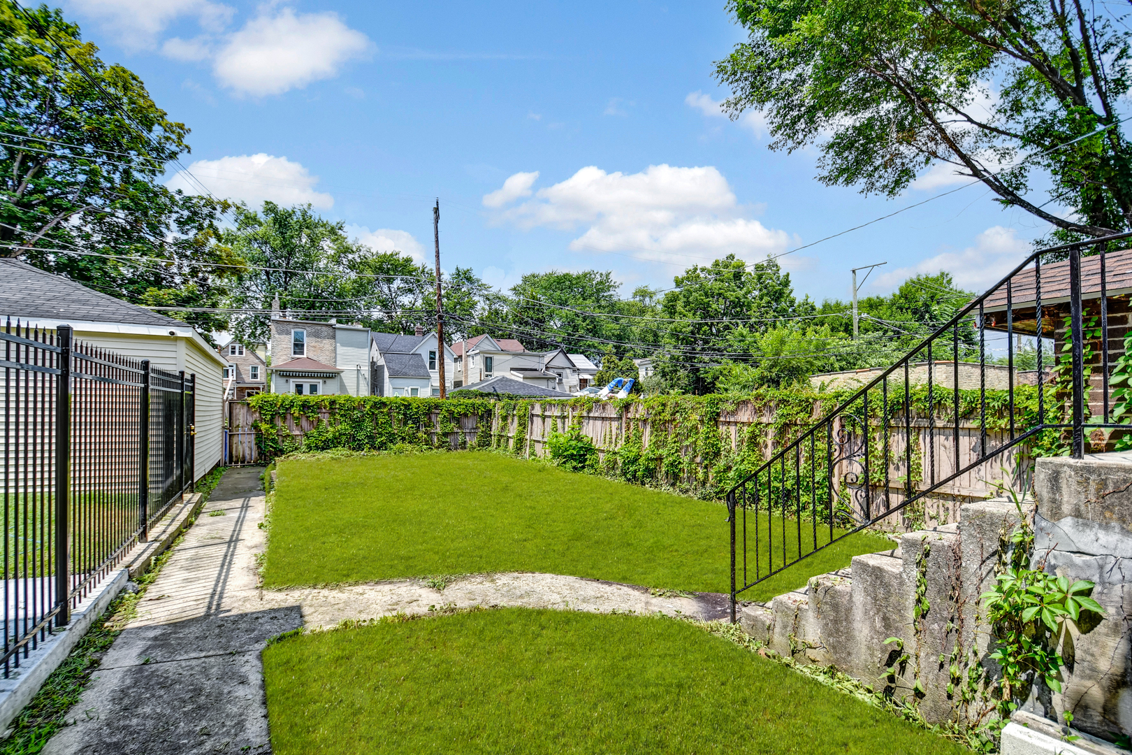 6336 S Saint Lawrence Avenue, Chicago, IL, 60637