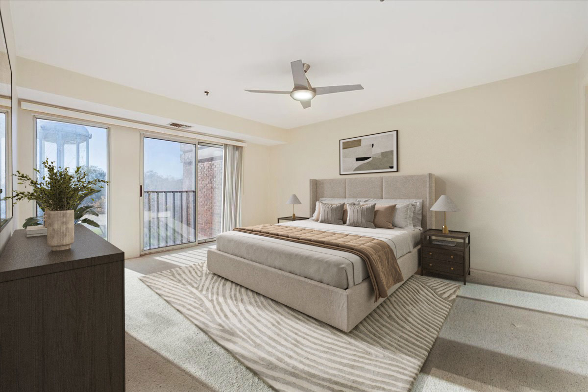 351 Kelburn Road, Unit #312, Deerfield, IL 60015