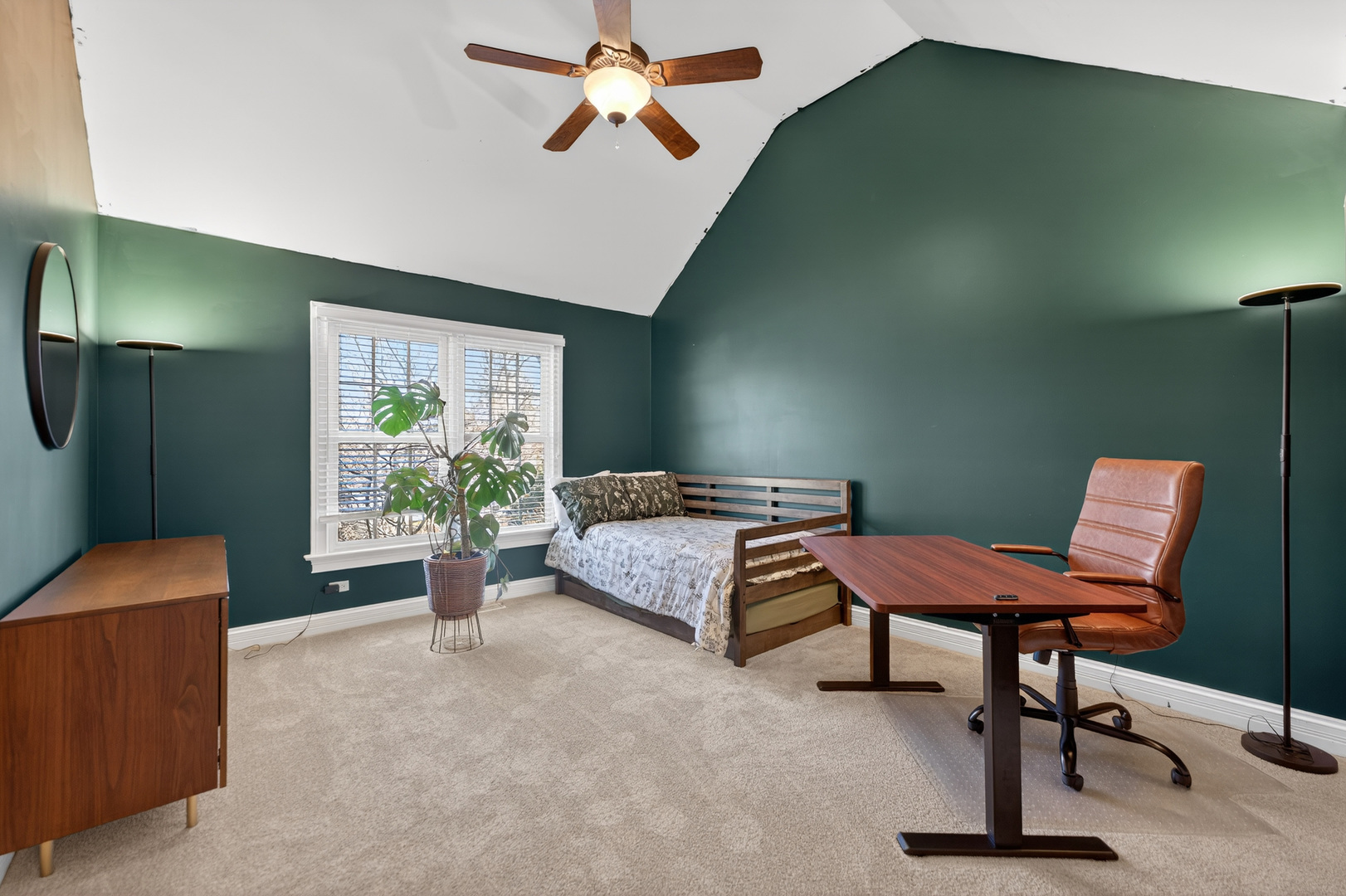 122 N 11th Avenue, St. Charles, IL, 60174