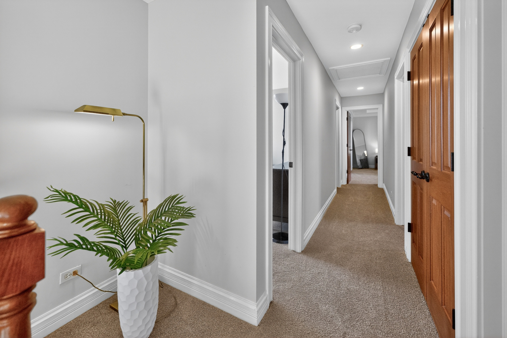 122 N 11th Avenue, St. Charles, IL, 60174