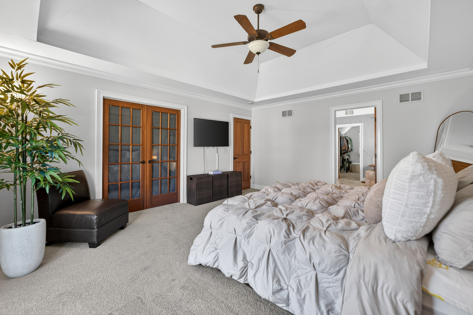 122 N 11th Avenue, St. Charles, IL, 60174