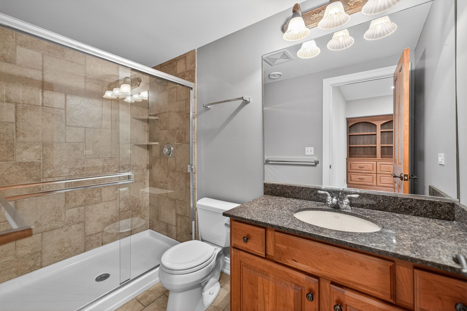 122 N 11th Avenue, St. Charles, IL, 60174