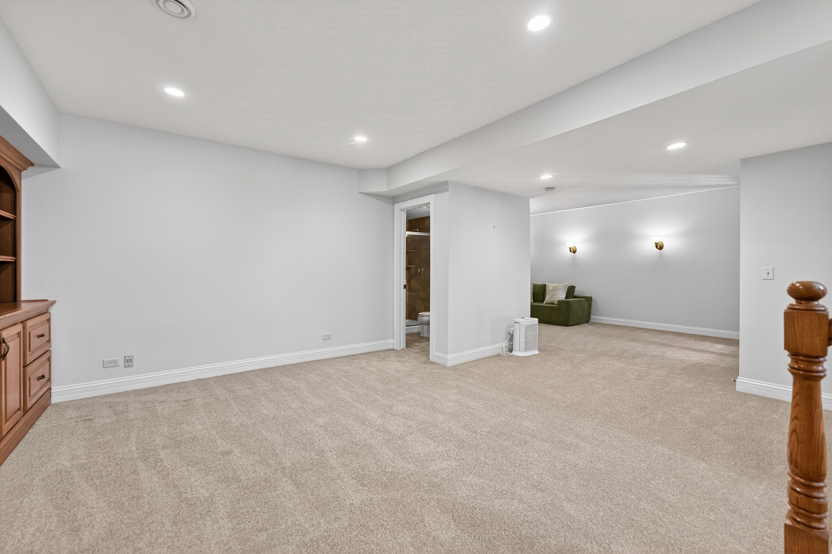 122 N 11th Avenue, St. Charles, IL, 60174