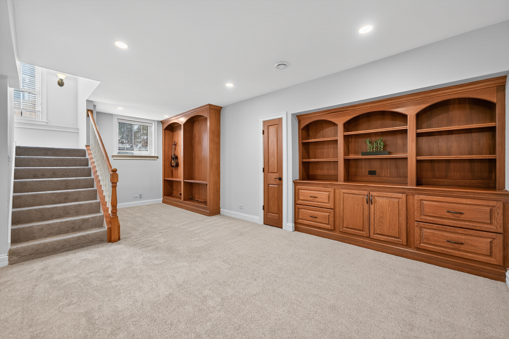 122 N 11th Avenue, St. Charles, IL, 60174