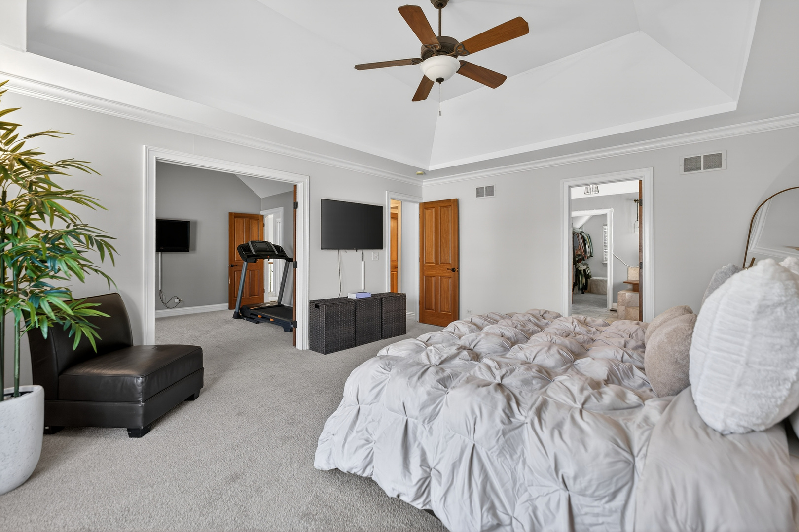 122 N 11th Avenue, St. Charles, IL, 60174