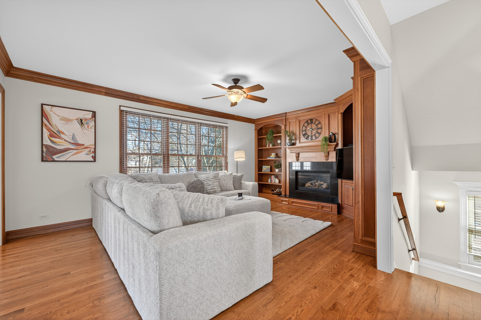 122 N 11th Avenue, St. Charles, IL, 60174