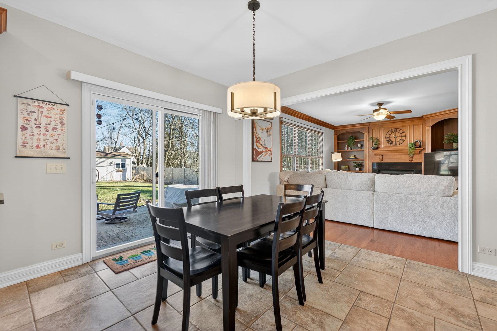 122 N 11th Avenue, St. Charles, IL, 60174