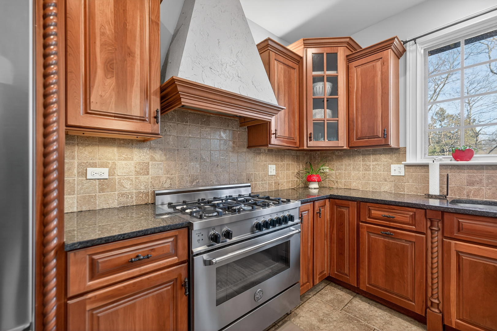 122 N 11th Avenue, St. Charles, IL, 60174