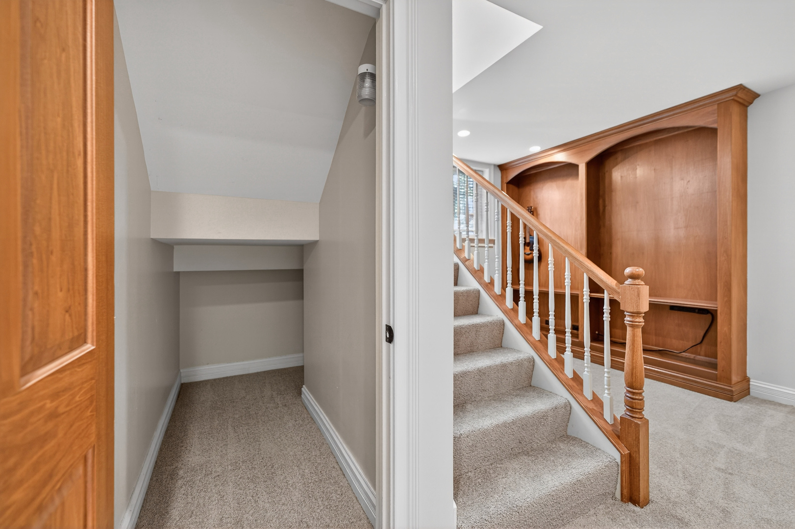 122 N 11th Avenue, St. Charles, IL, 60174