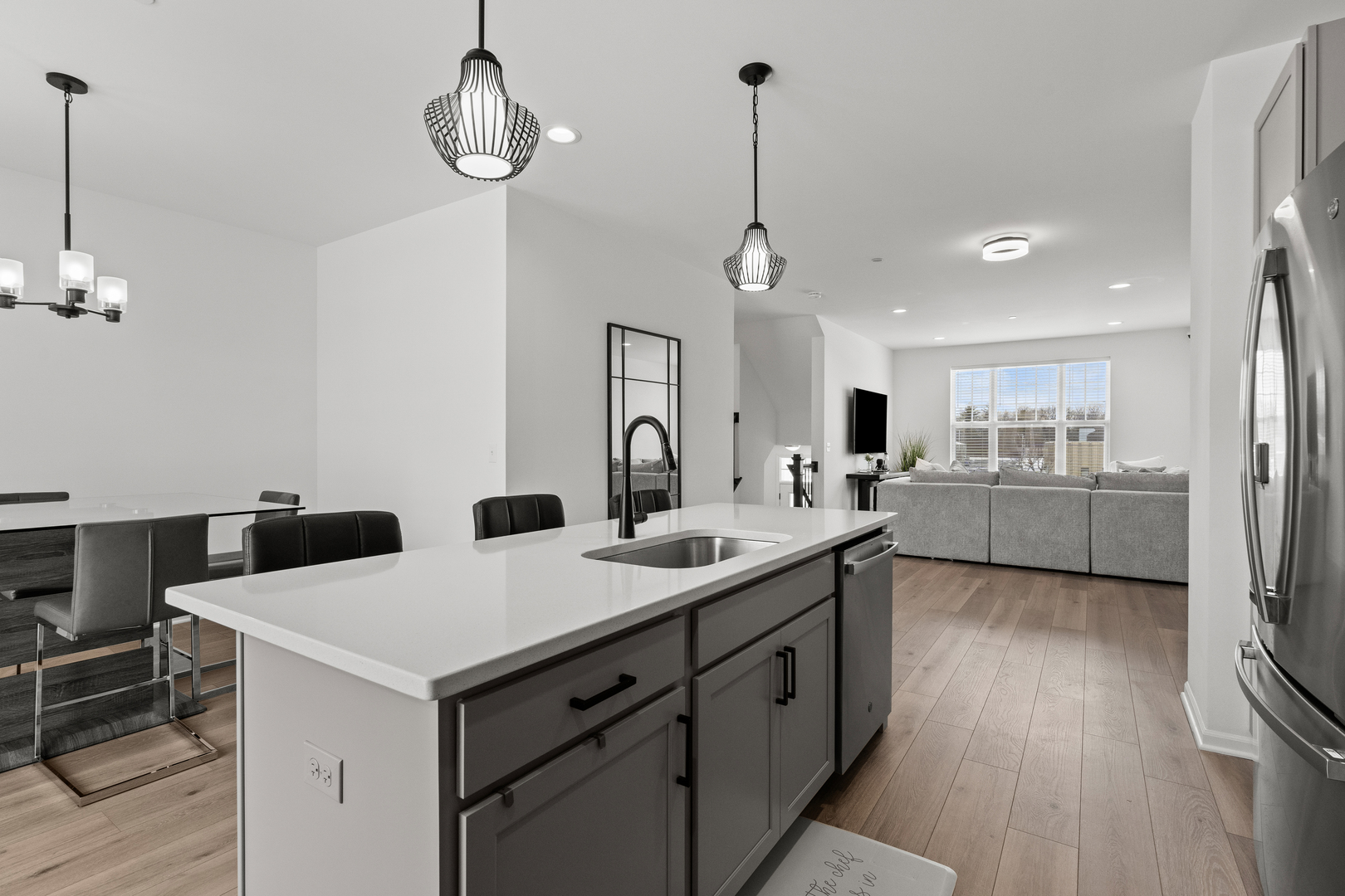 30W158 Wheeler Circle, Warrenville, IL, 60563