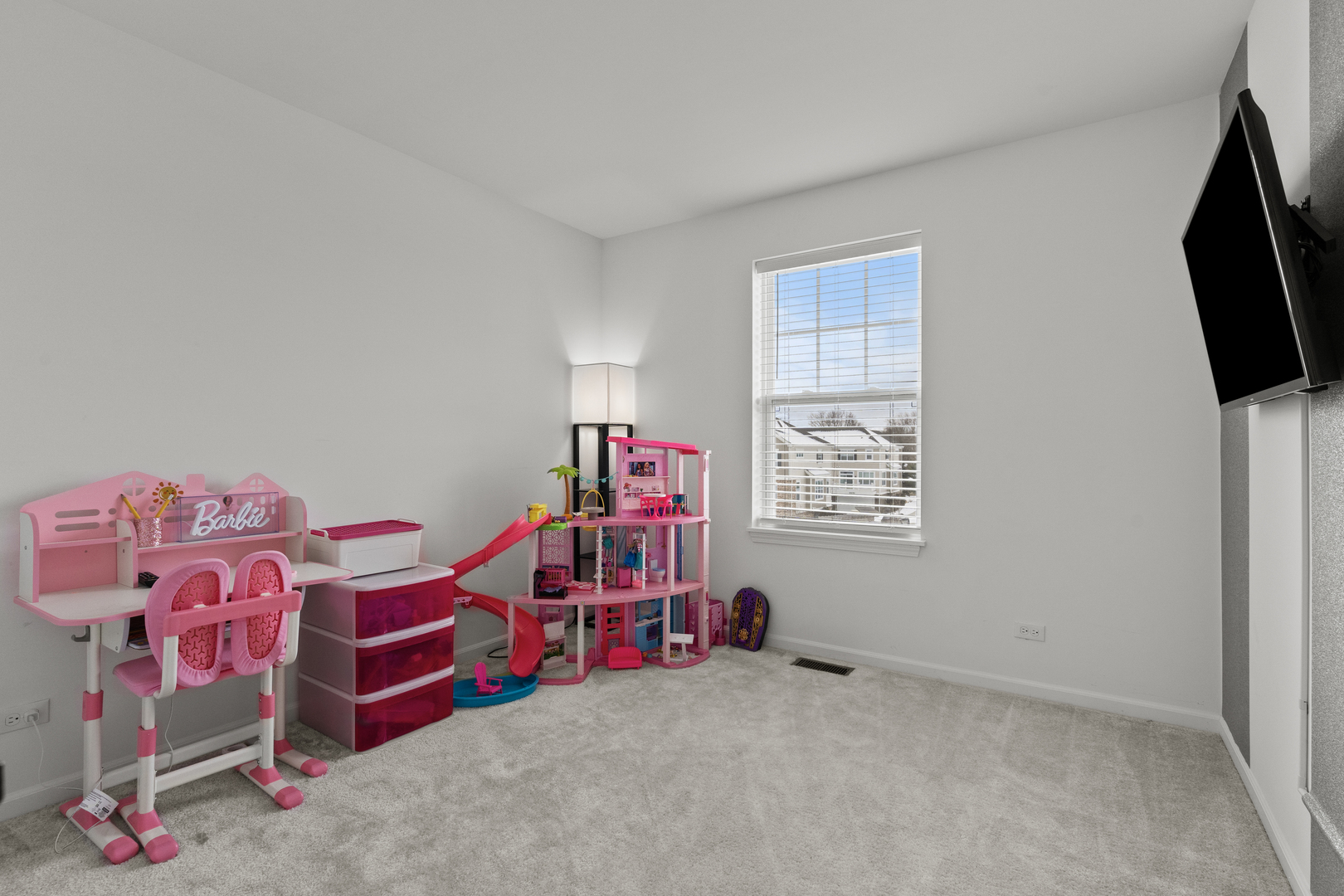 30W158 Wheeler Circle, Warrenville, IL, 60563