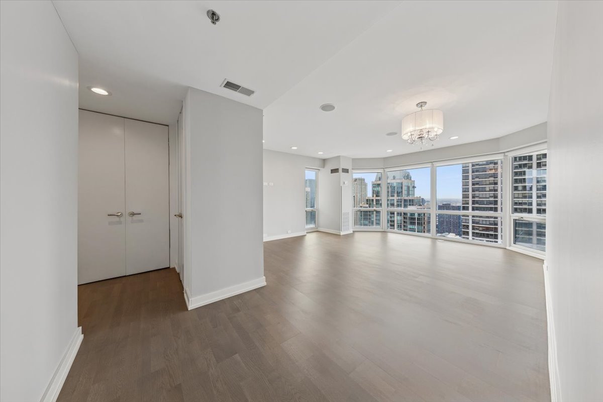 MLS #MRD12532198 image #15