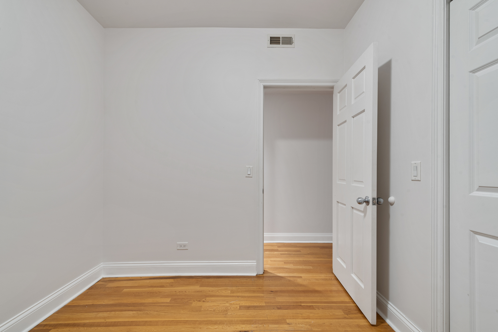 MLS #MRD12551053 image #12