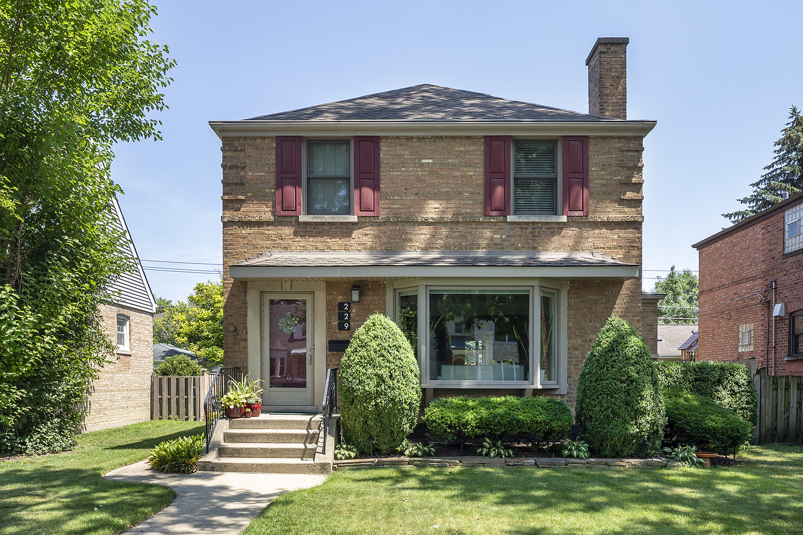 229 N Western Avenue