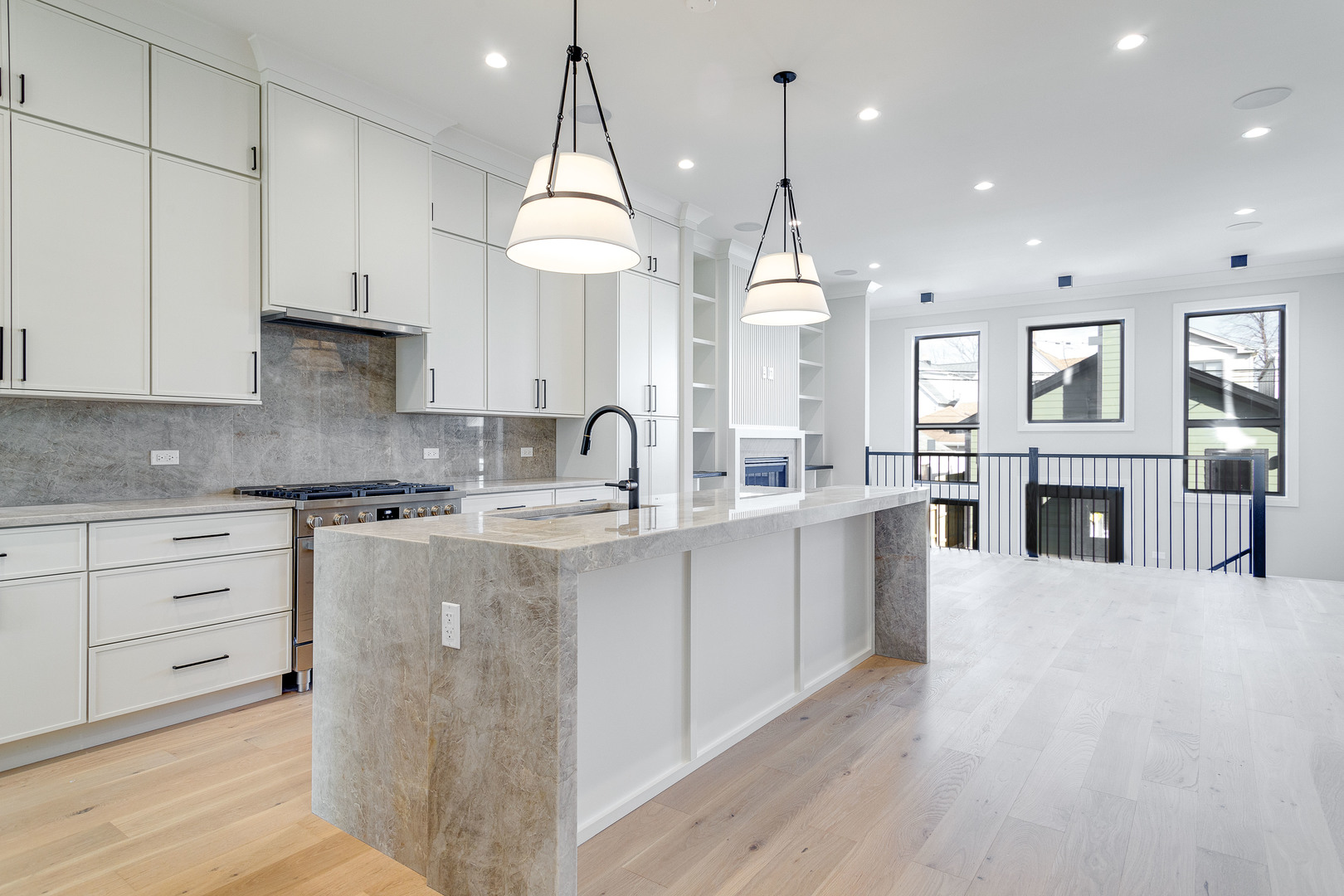 3721 N Whipple Street, Chicago, IL, 60618