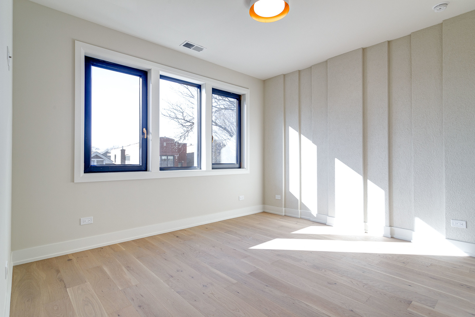 3721 N Whipple Street, Chicago, IL, 60618