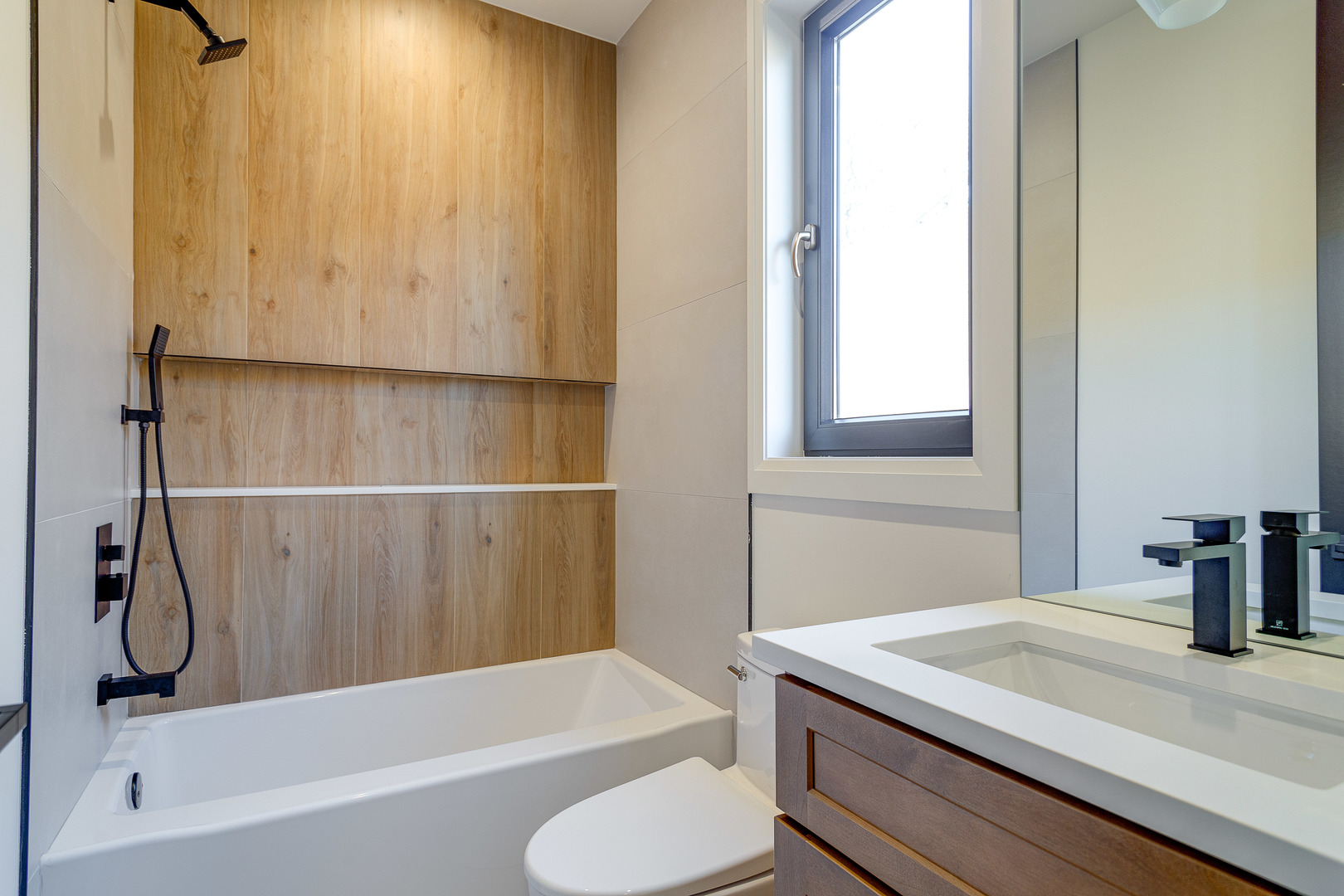 3721 N Whipple Street, Chicago, IL, 60618