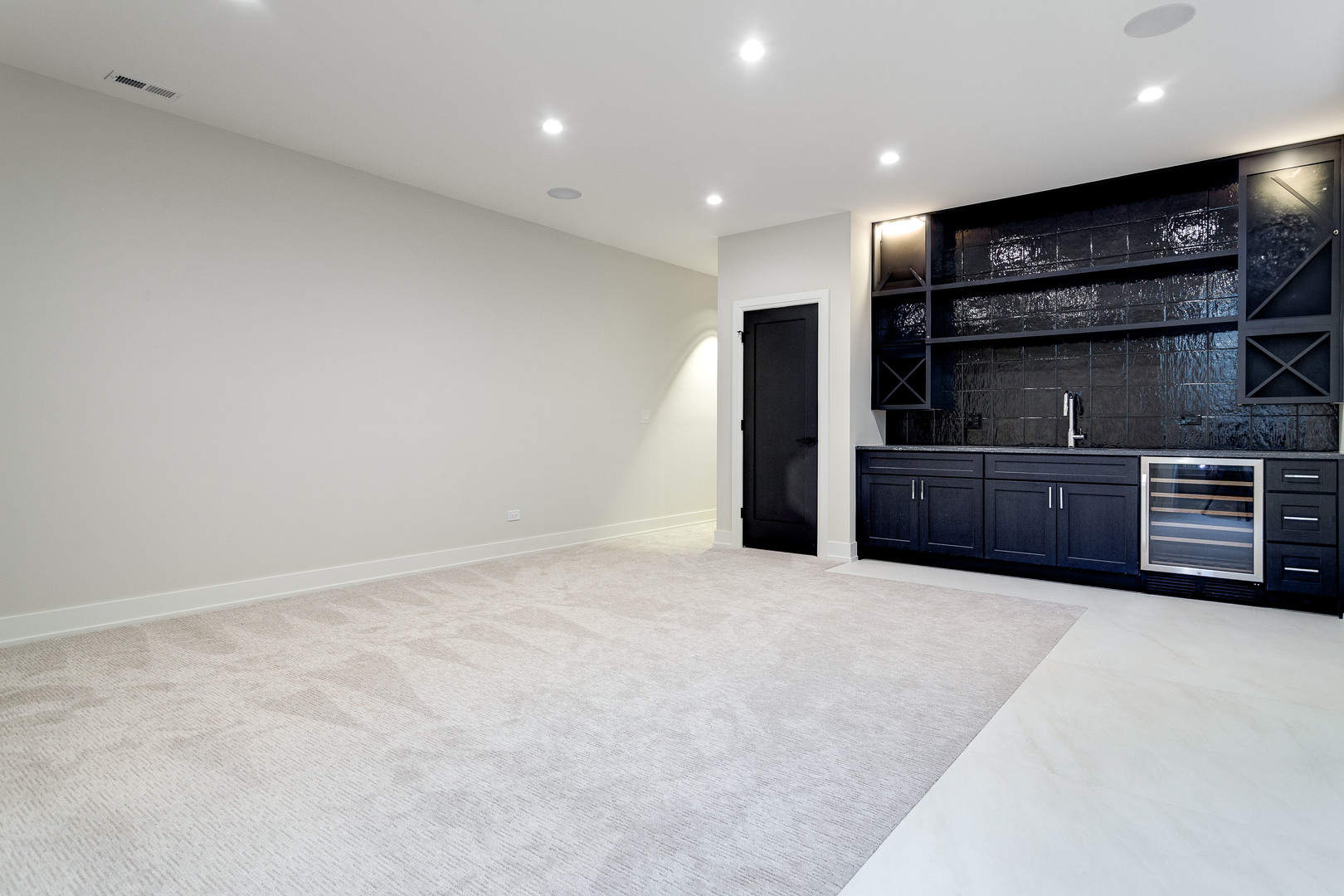 3721 N Whipple Street, Chicago, IL, 60618