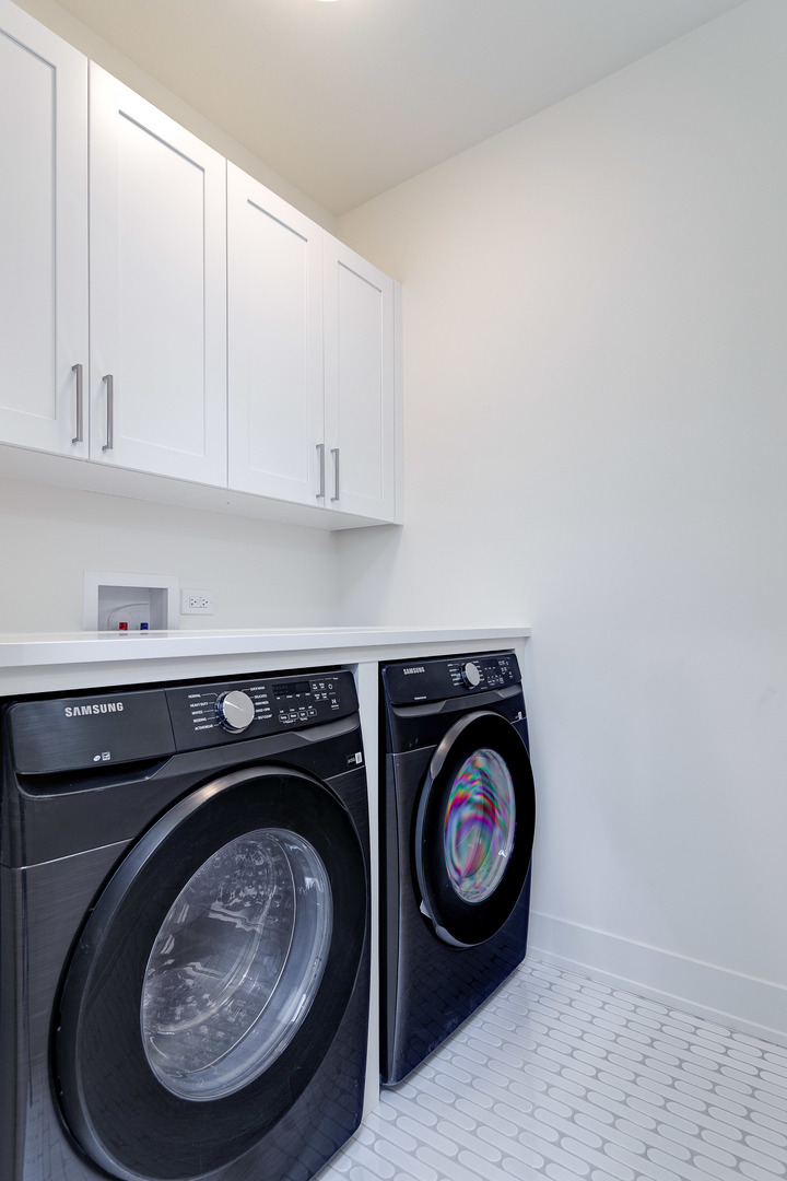 3721 N Whipple Street, Chicago, IL, 60618