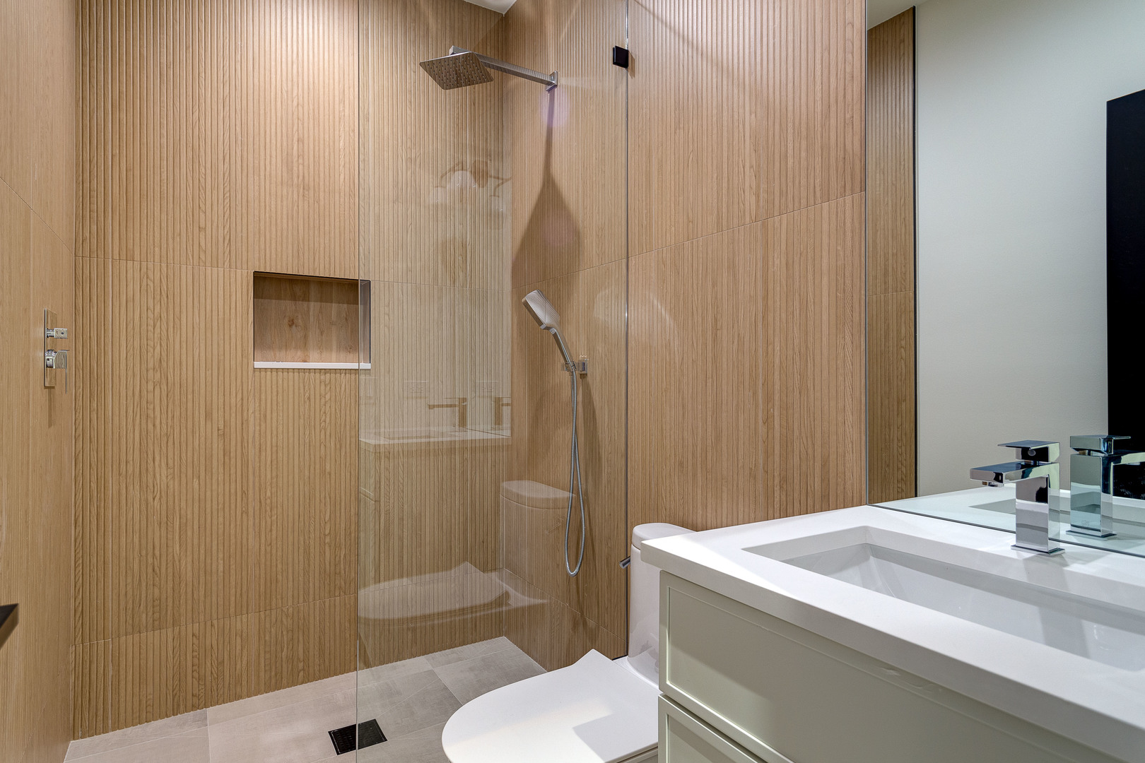 3721 N Whipple Street, Chicago, IL, 60618