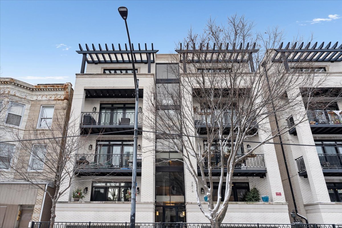 3816 N Ashland Avenue Unit: 2N