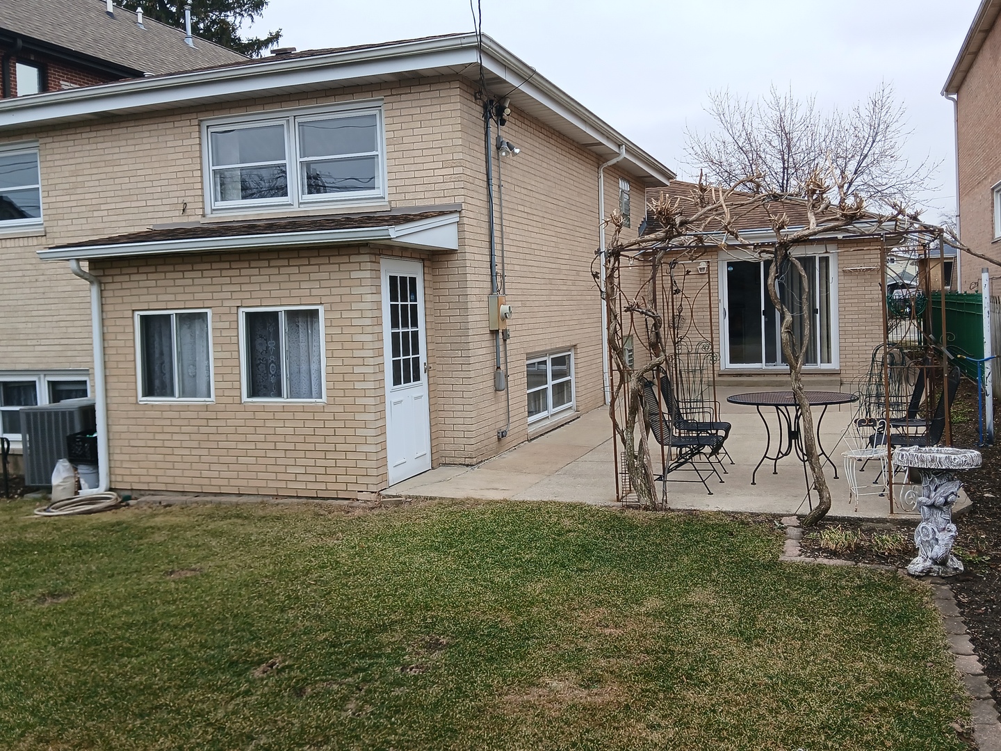 7106 W Schreiber Avenue, Chicago, IL, 60631