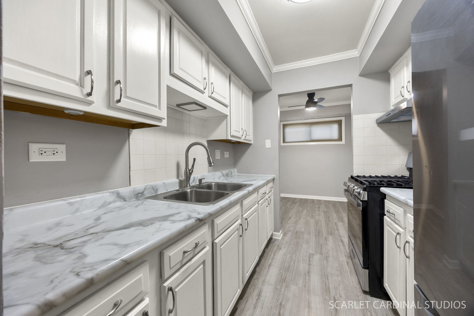 2208 Country Club Drive UNIT 6, Woodridge, IL, 60517