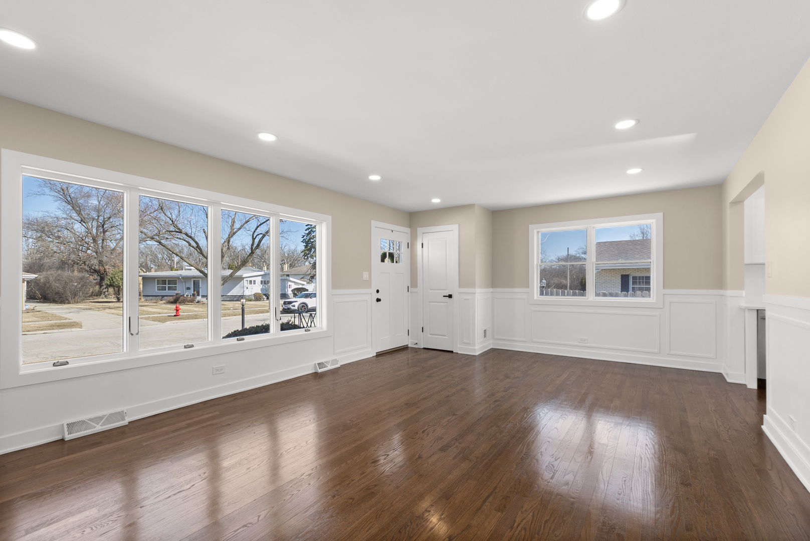 9027 27th Street, Brookfield, IL, 60513