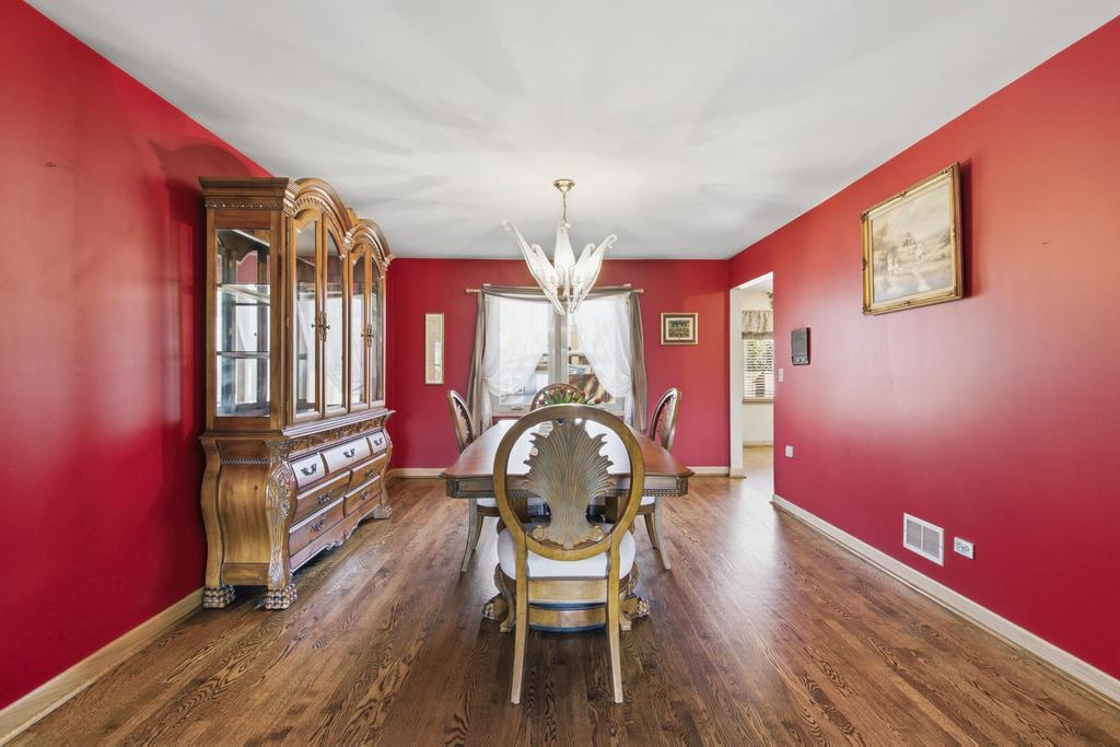 313 N Dee Road, Park Ridge, IL, 60068