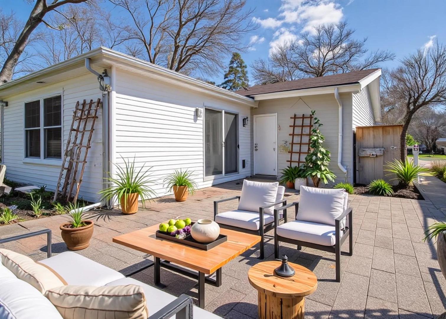 742 Pine Street, Deerfield, IL, 60015