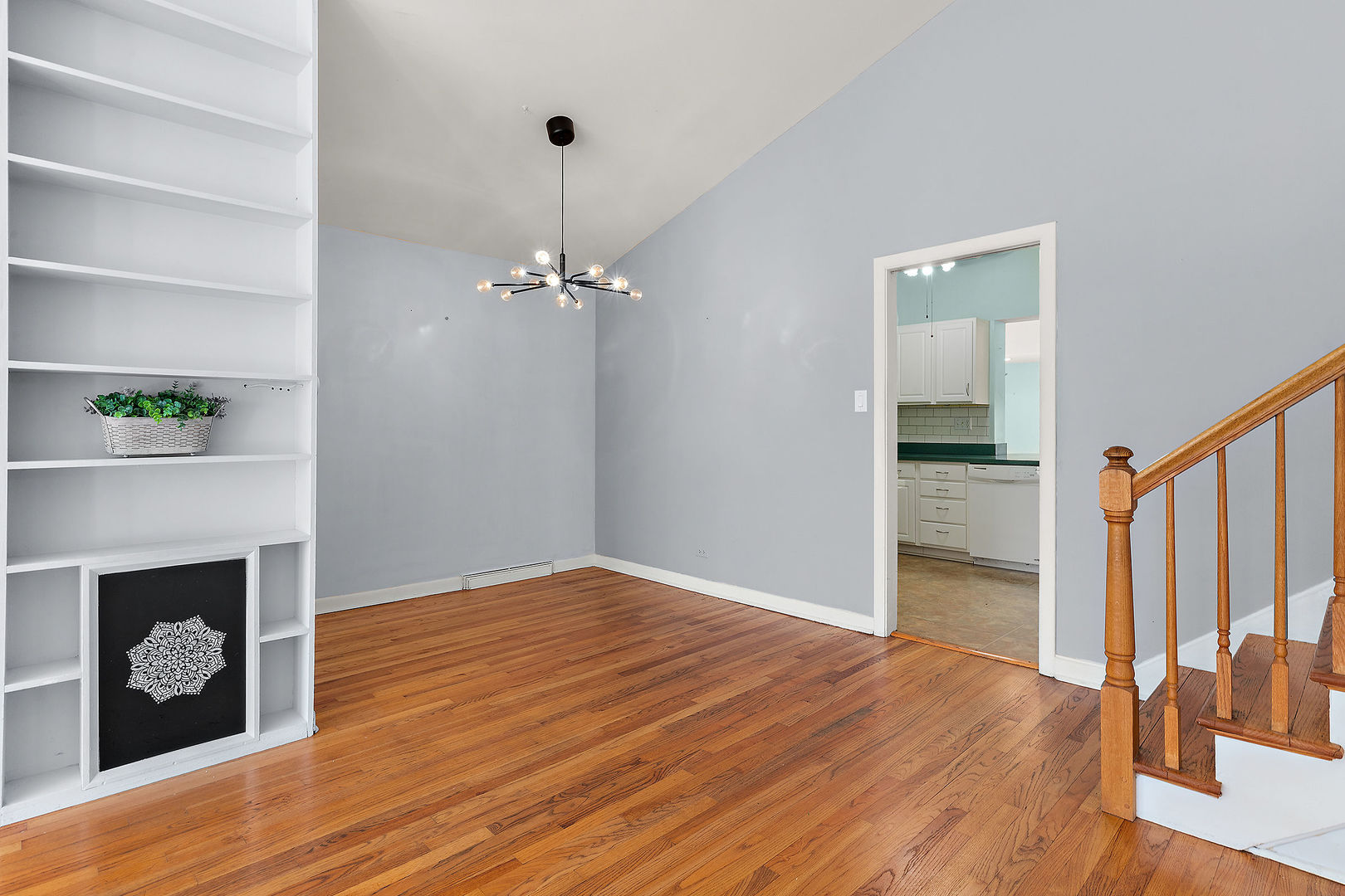 742 Pine Street, Deerfield, IL, 60015