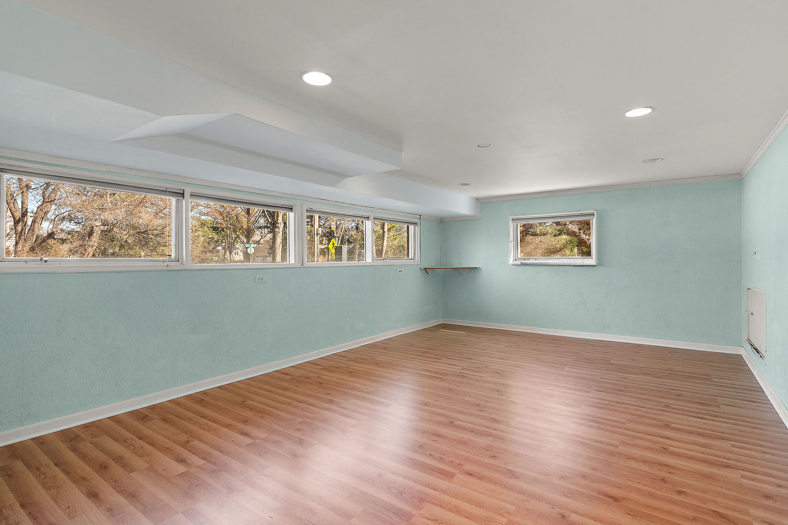 742 Pine Street, Deerfield, IL, 60015