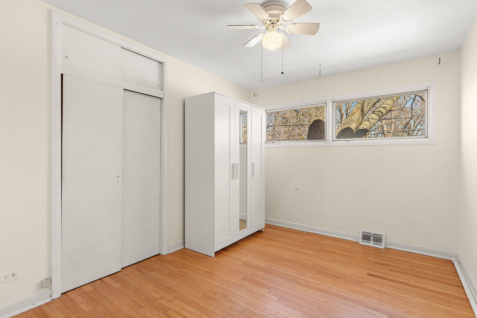 742 Pine Street, Deerfield, IL, 60015