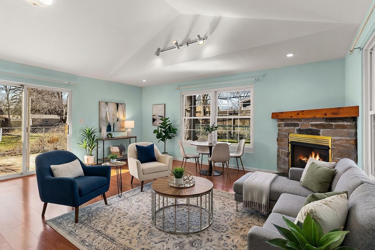 742 Pine Street, Deerfield, IL, 60015