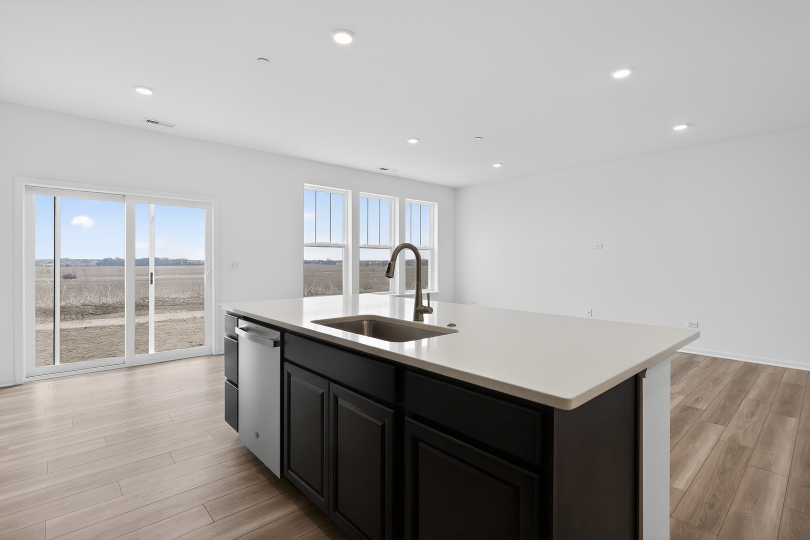 247 Cooney Way, Oswego, IL, 60543