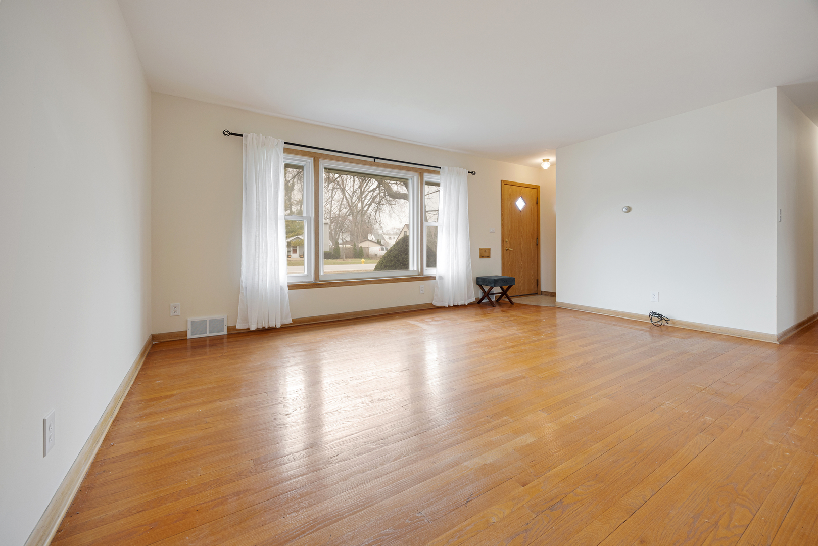 2701 Lee Street, Melrose Park, IL, 60164