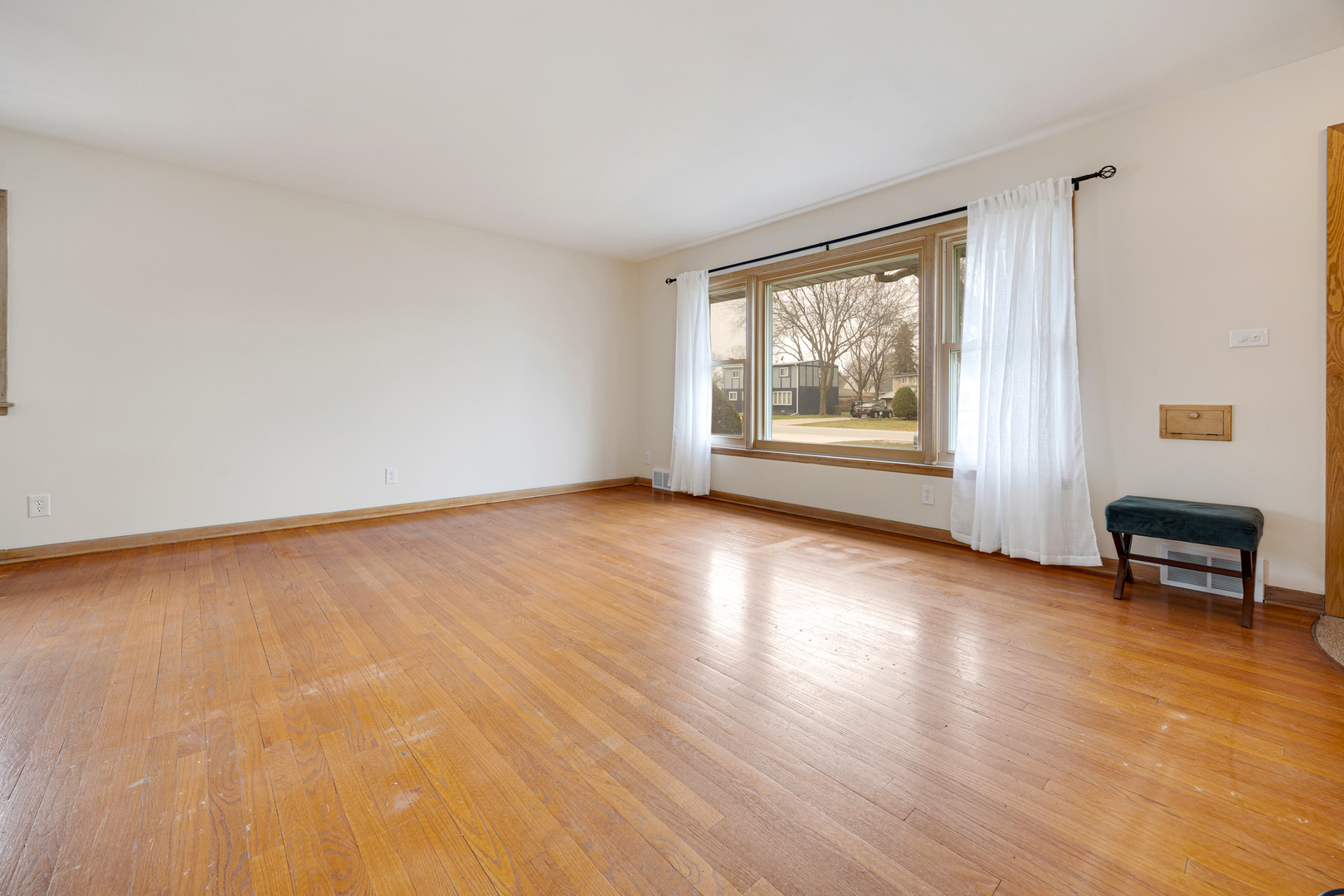 2701 Lee Street, Melrose Park, IL, 60164