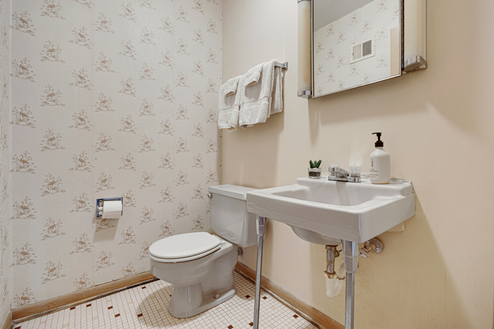 2701 Lee Street, Melrose Park, IL, 60164