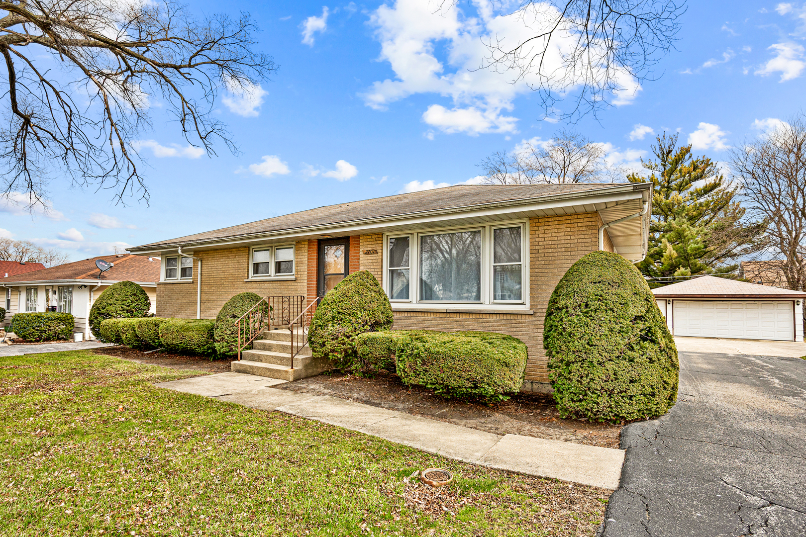 2701 Lee Street, Melrose Park, IL, 60164