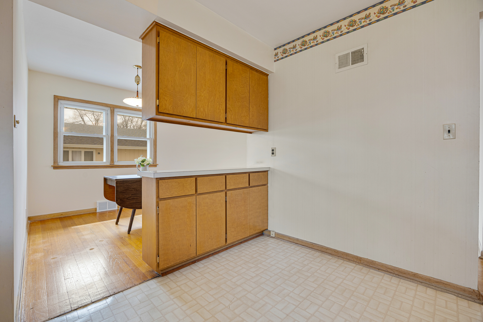 2701 Lee Street, Melrose Park, IL, 60164